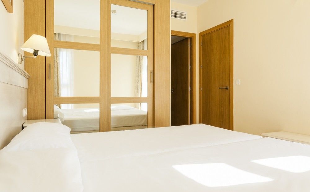 Aparthotel Ilunion Sancti Petri Novo Sancti Petri Zewnętrze zdjęcie