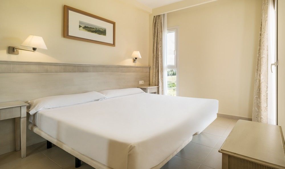 Aparthotel Ilunion Sancti Petri Novo Sancti Petri Zewnętrze zdjęcie